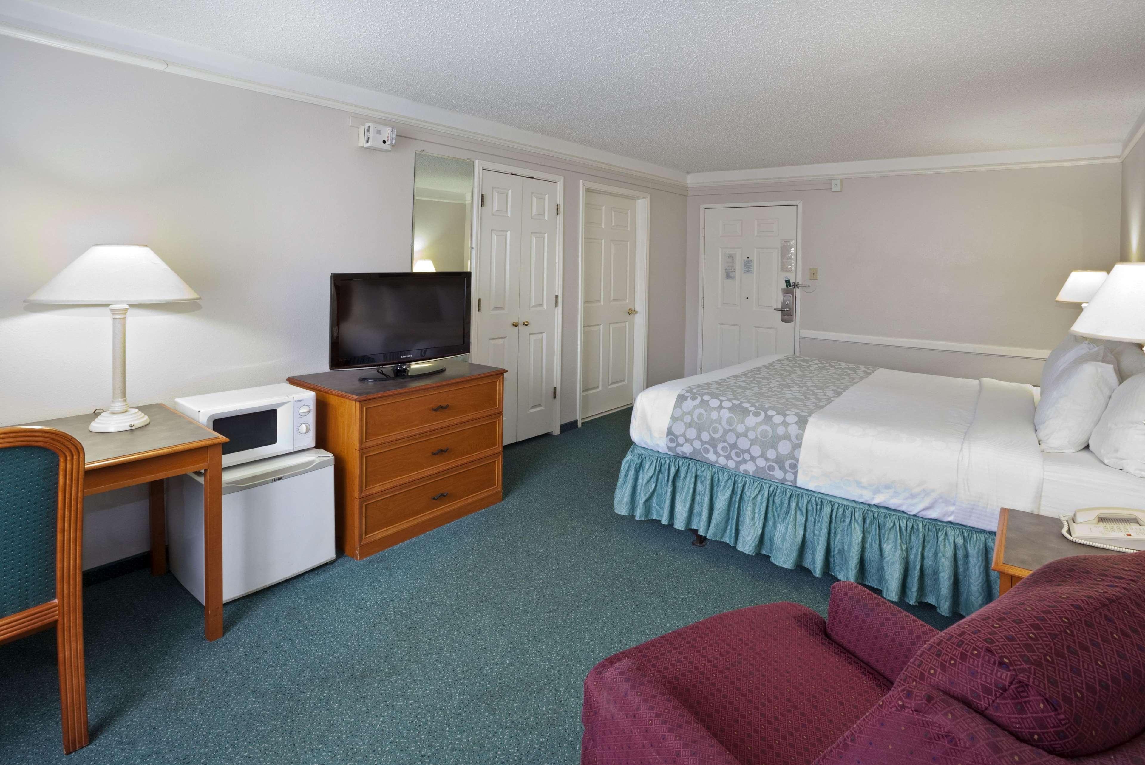 La Quinta Inn By Wyndham Omaha West Екстериор снимка