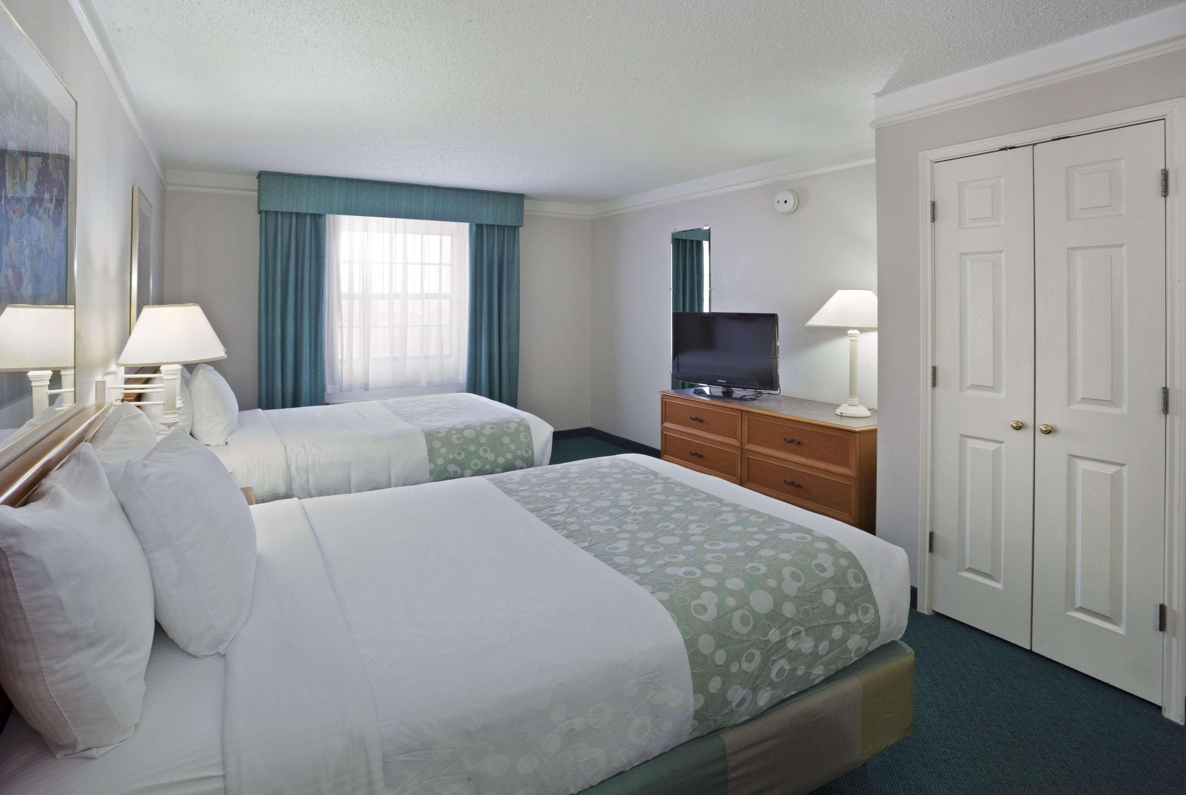 La Quinta Inn By Wyndham Omaha West Екстериор снимка