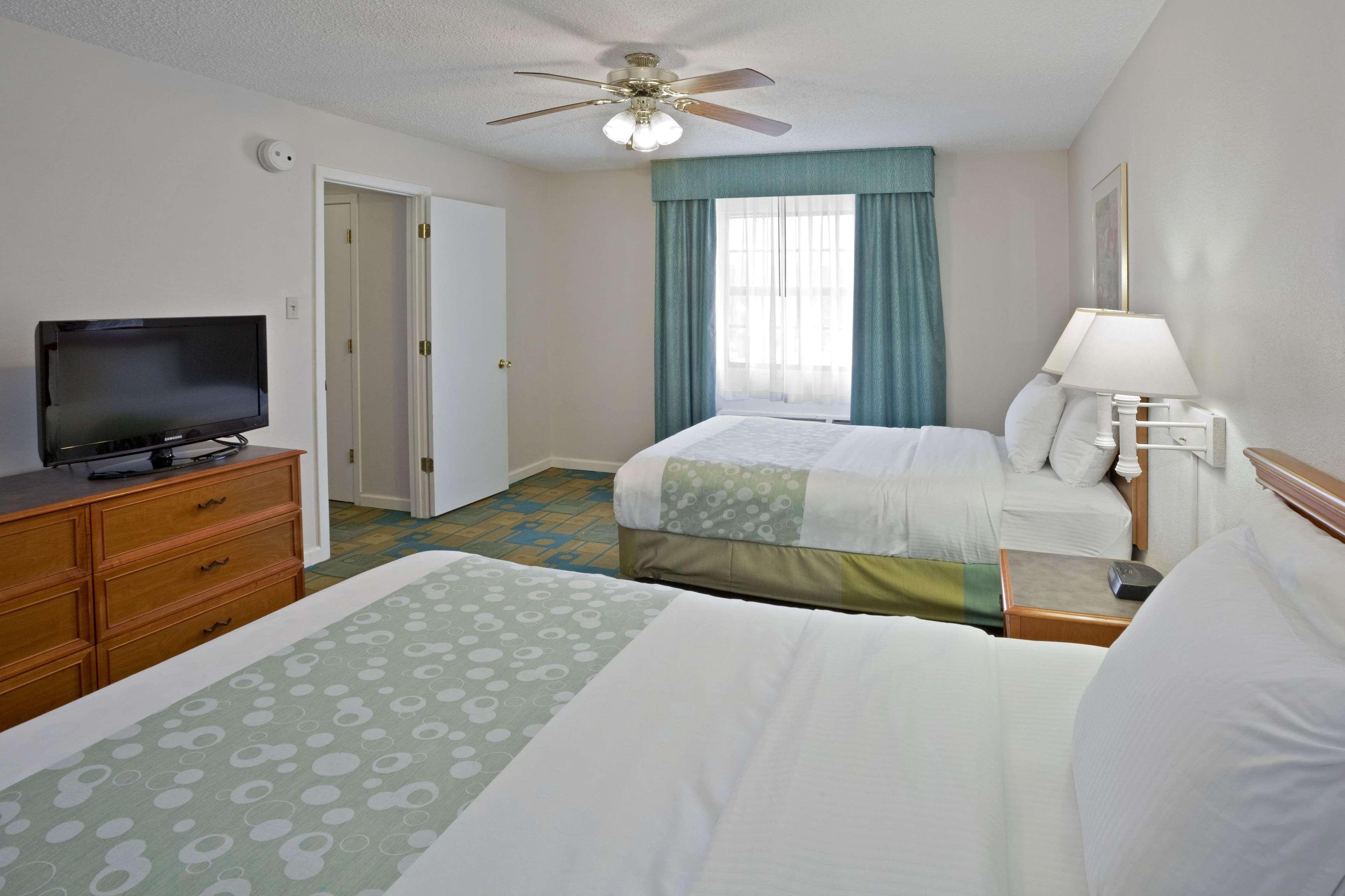La Quinta Inn By Wyndham Omaha West Екстериор снимка