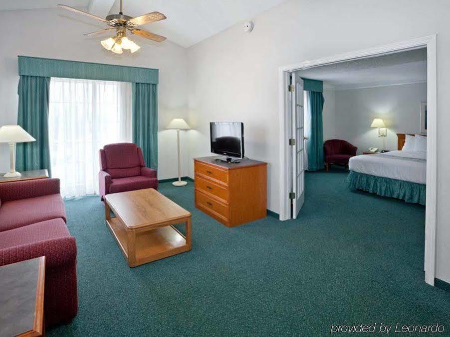 La Quinta Inn By Wyndham Omaha West Екстериор снимка